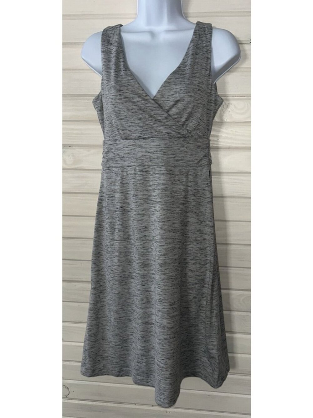 Eddie Bauer Travex Sz XS Aster Crossover Dress Hiking Athletic Gray Spacedye EUC